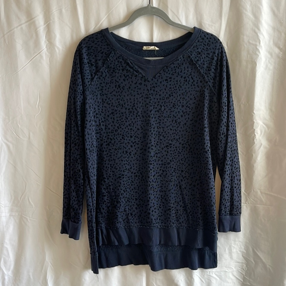 LONG SLEEVE TOP